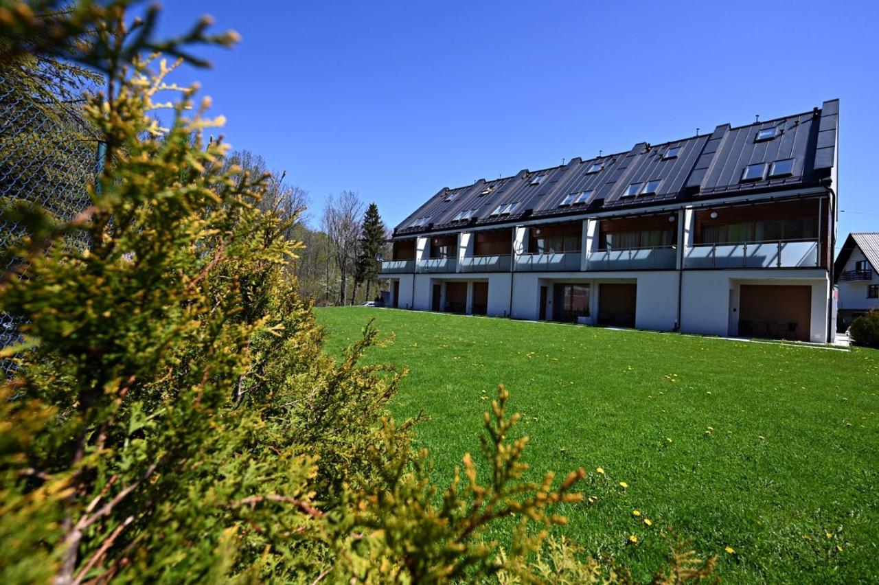 Natura Z Balkonem Apartmán *